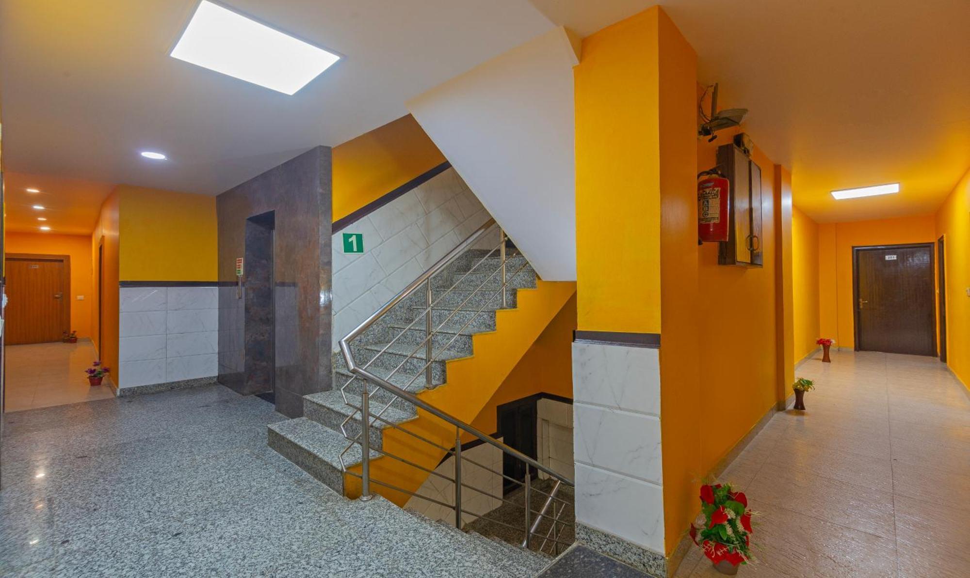 Treebo Green View, Noida Indirapuram Экстерьер фото
