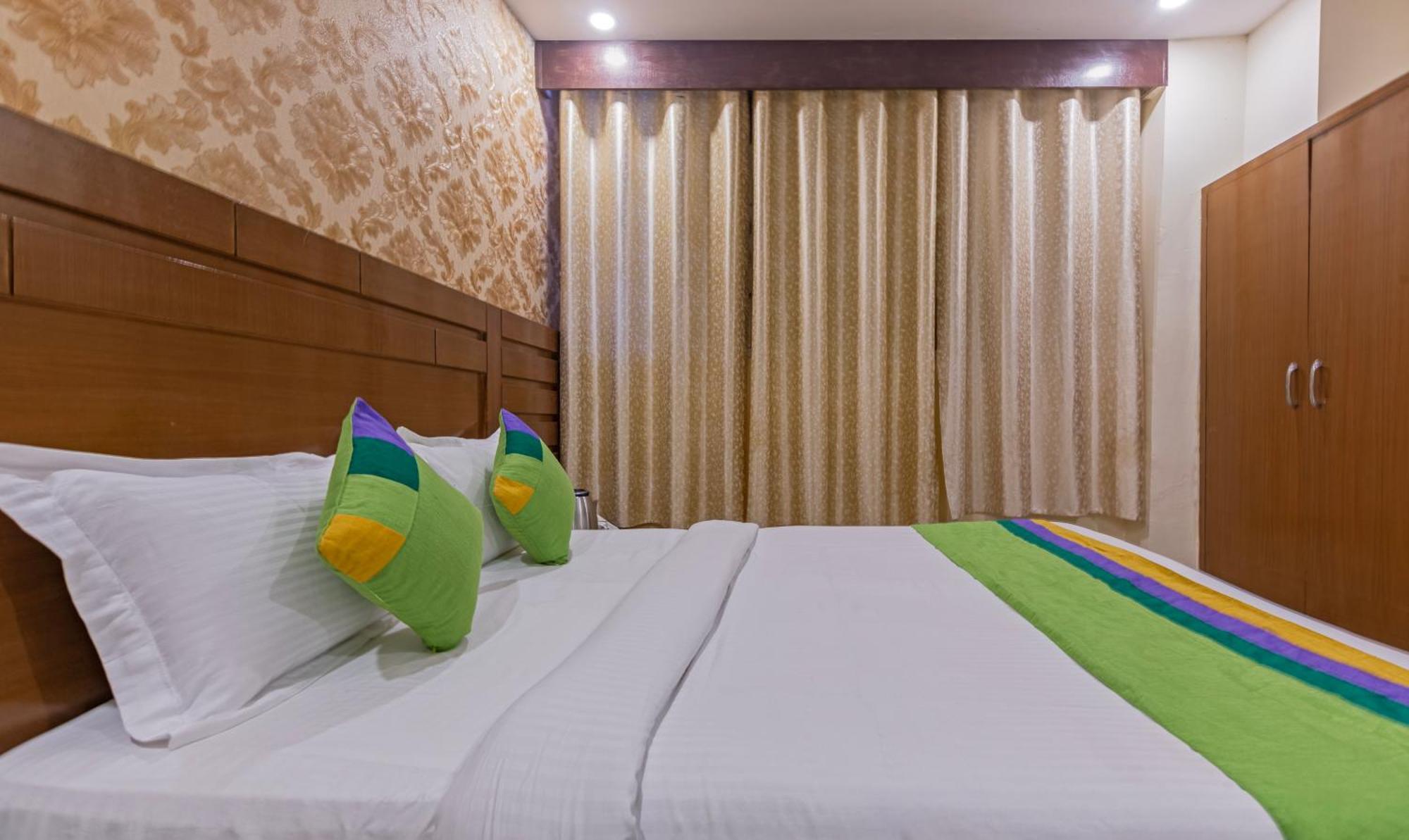 Treebo Green View, Noida Indirapuram Экстерьер фото