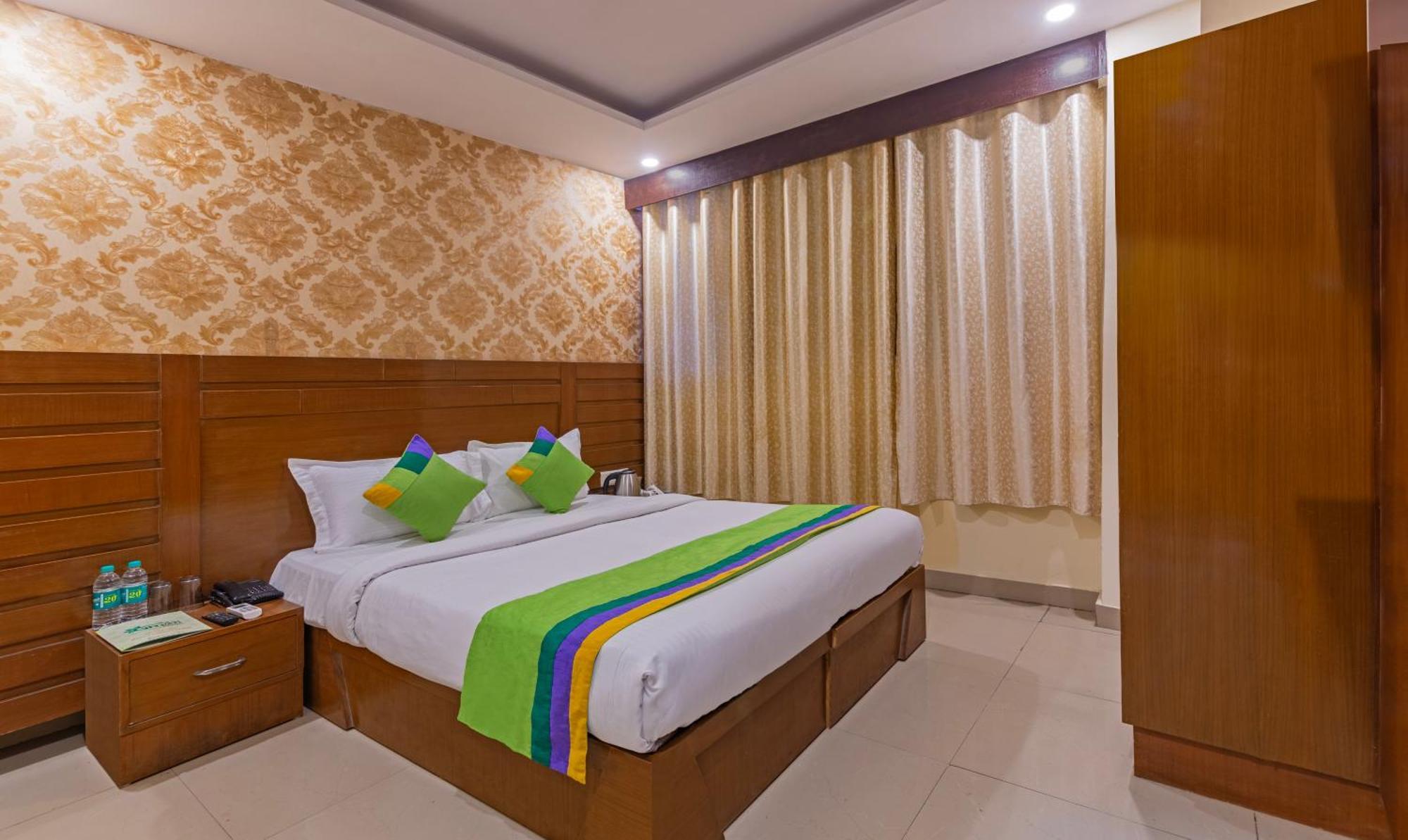 Treebo Green View, Noida Indirapuram Экстерьер фото