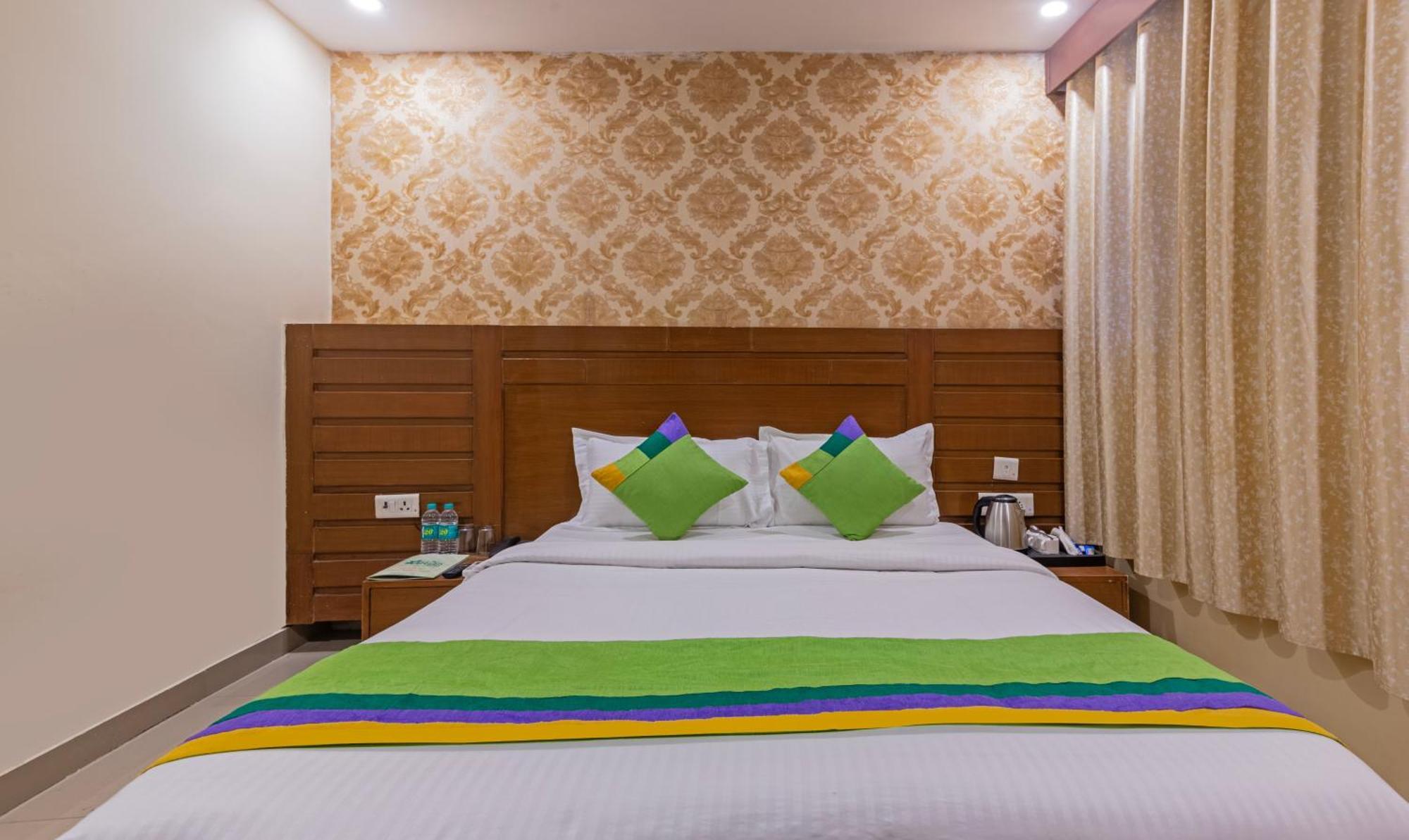 Treebo Green View, Noida Indirapuram Экстерьер фото